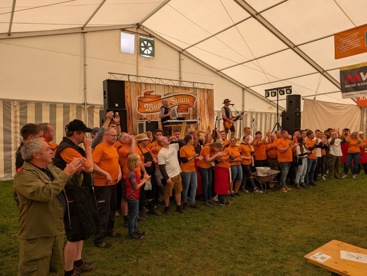Freiwillige Helfer der FF Kleinzell – Organisatoren des Sommerfests